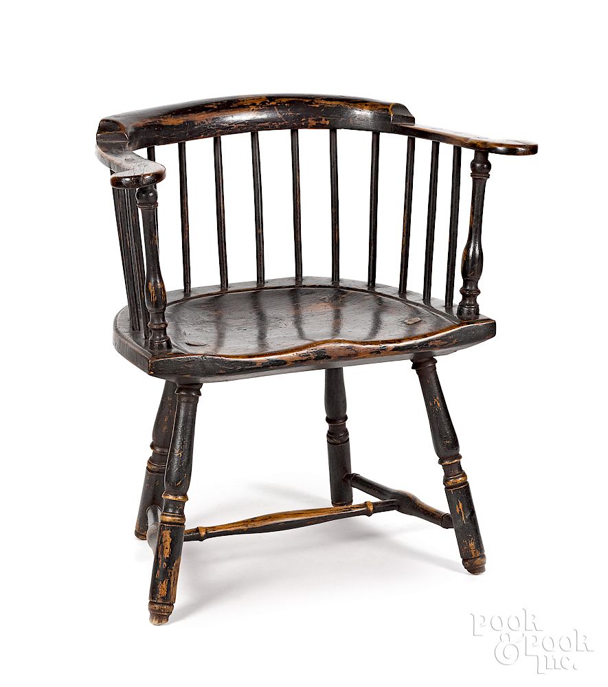 Appraisal: Pennsylvania lowback Windsor chair Exclusive on Bidsquare Pennsylvania lowback Windsor