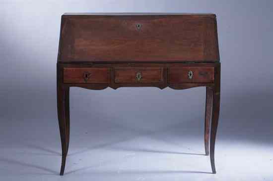 Appraisal: CONTINENTAL WALNUT DROP-LEAF TABLE early-to-mid- th century Leaves extend to