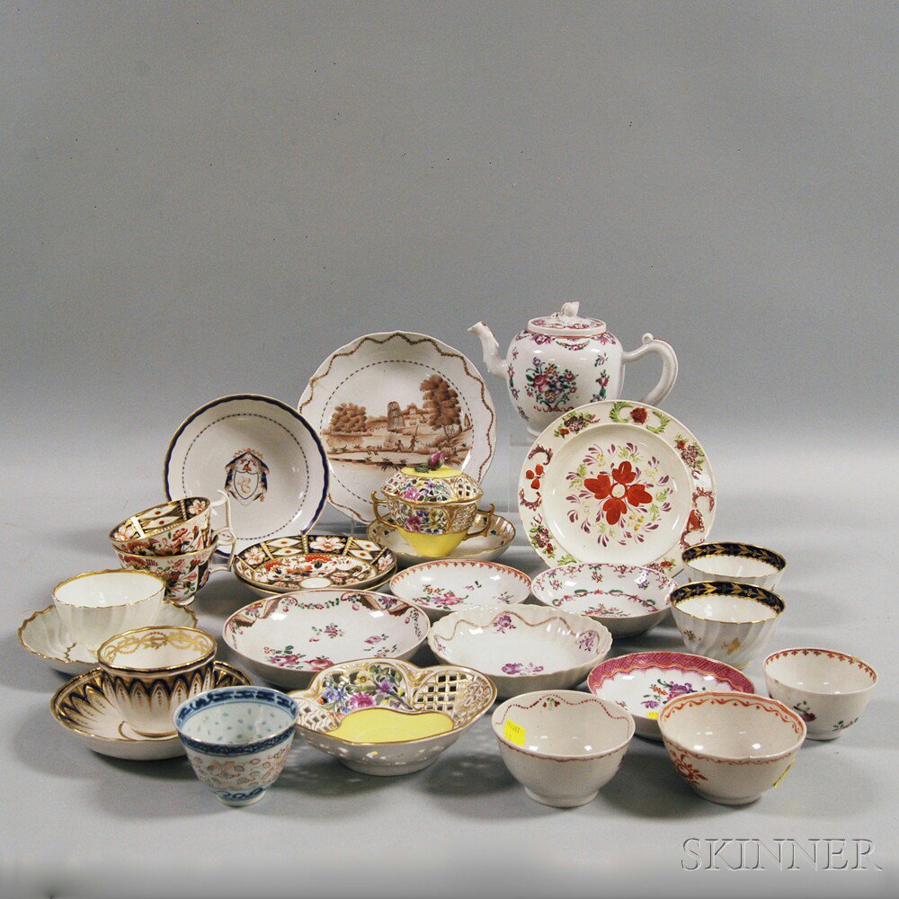 Appraisal: Assorted European and Chinese Export Porcelain Tableware th and th