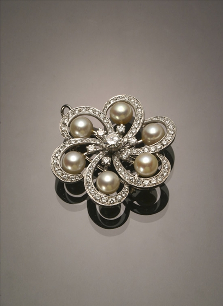 Appraisal: -Karat White-Gold Diamond and Cultured Pearl Pendant Brooch Set with