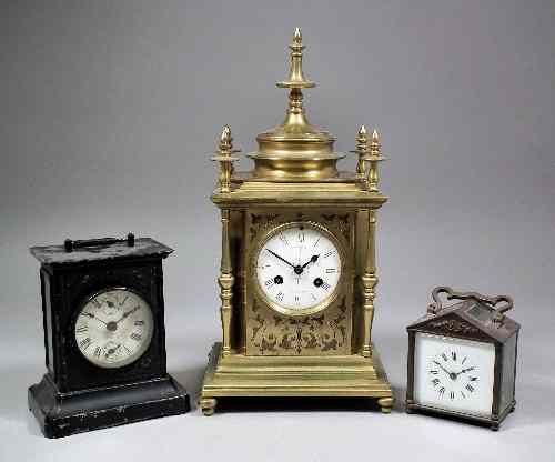 Appraisal: A th Century French gilt brass cased mantel clock retailed