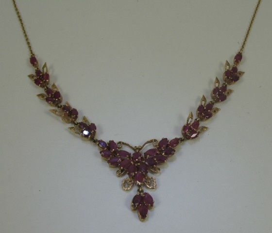 Appraisal: RUBY AND EIGHTEEN KARAT GOLD NECKLACE - in length and