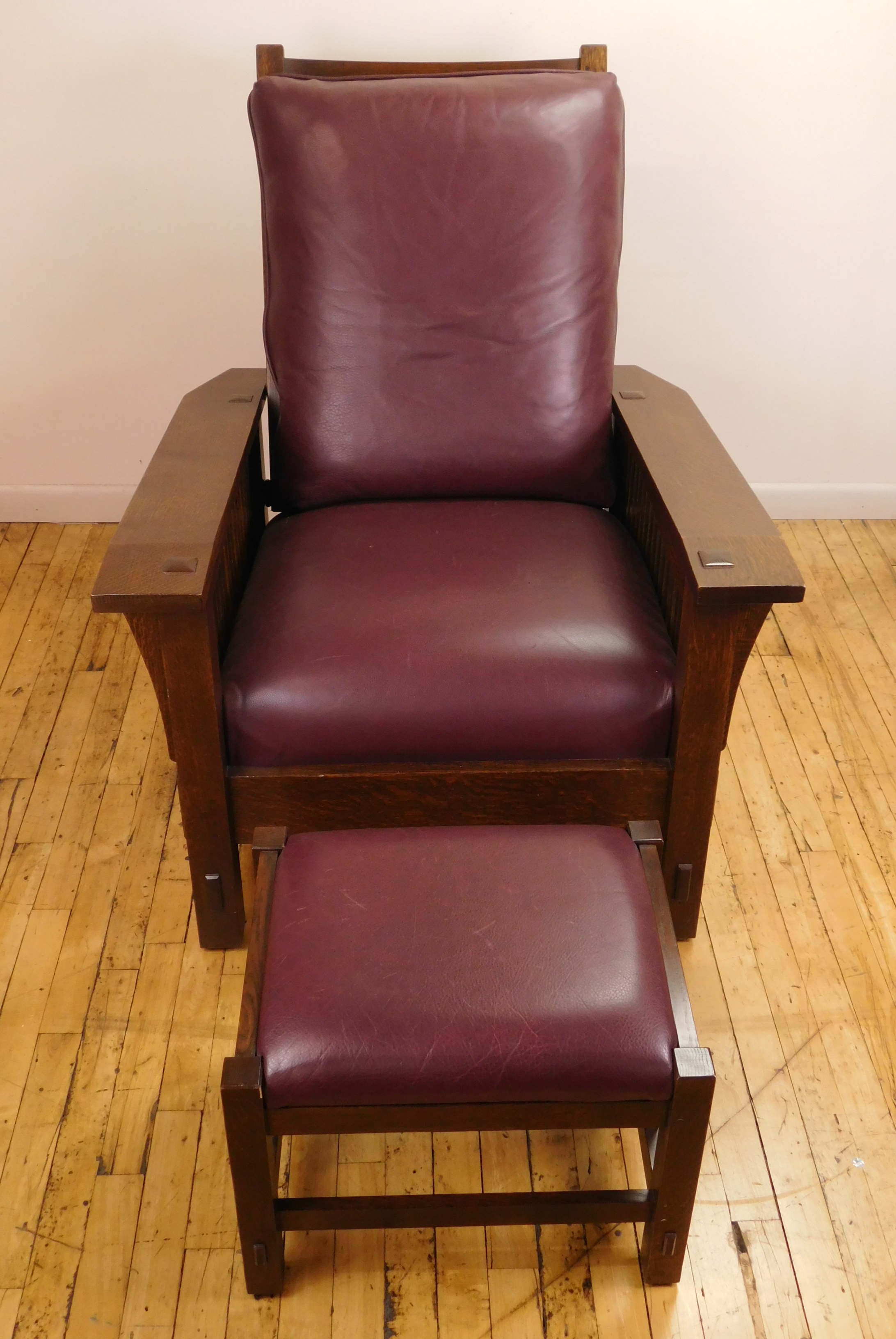 Appraisal: Contemporary Stickley Mission Oak chair with adjustable back and footstool