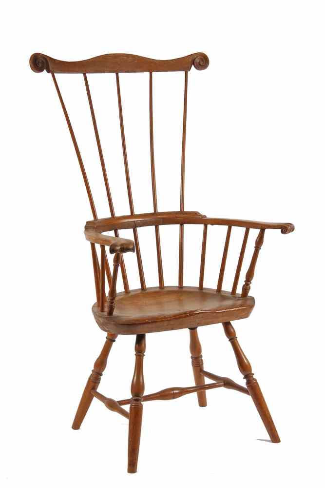 Appraisal: WINDSOR ARMCHAIR - th c Windsor Armchair in pine and