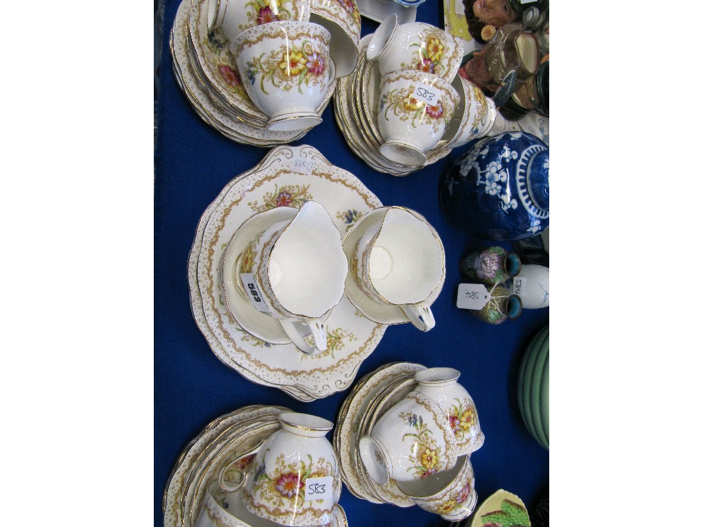 Appraisal: Royal Albert 'Gem' pattern teaset