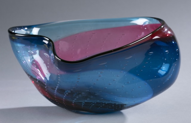 Appraisal: Leon Applebaum Art Glass Centerpiece Bowl Hand-blown with blue and