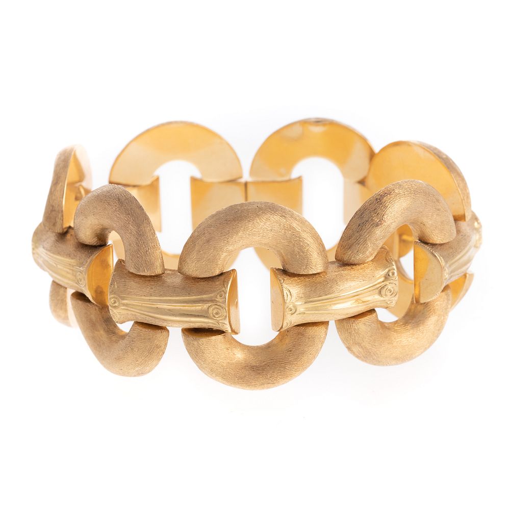 Appraisal: An Italian Brushed Link Bracelet in K K yellow gold