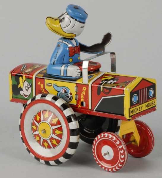 Appraisal: Tin Linemar Disney Donald Duck Dipsy Car Toy Description Japanese