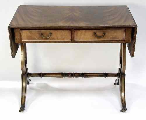 Appraisal: A Regency style mahogany sofa table cm wide