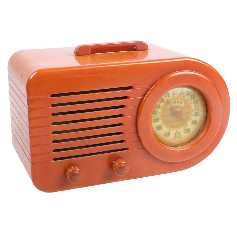 Appraisal: BUTTERSCOTCH BAKELITE FADA BULLET RADIO H X WButterscotch Bakelite Fada