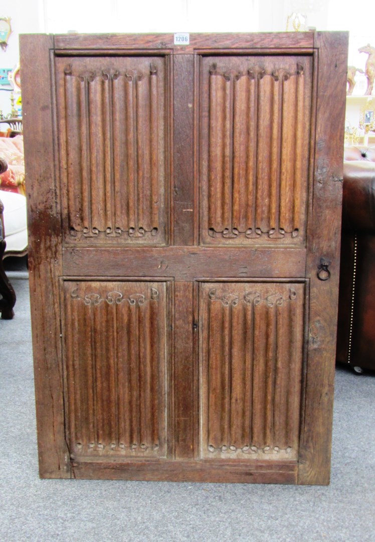 Appraisal: A set of four th century oak linen fold panels