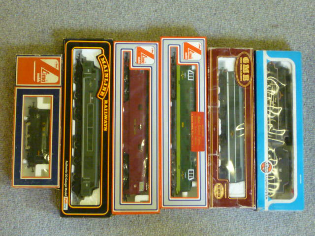 Appraisal: Six locomotives comprising Lima Shunter Mainline Type Lima Western Gladiator