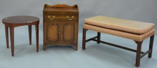 Appraisal: Four piece lot to include a mahogany leather top stand