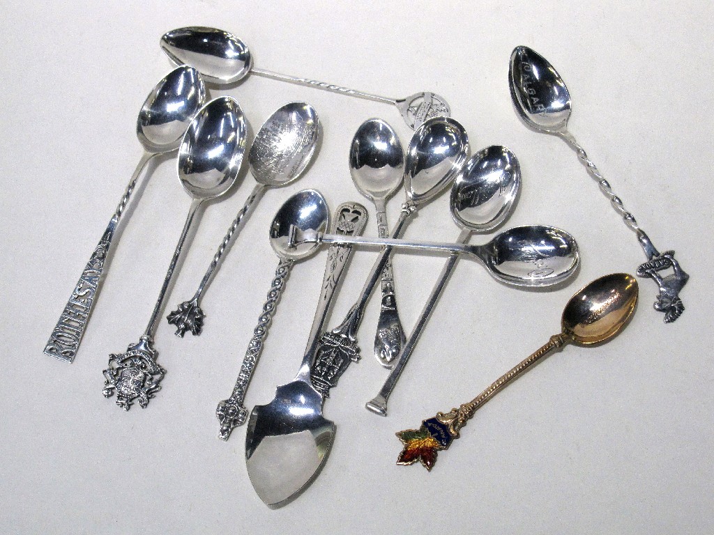 Appraisal: Lot comprising assorted spoons some silver