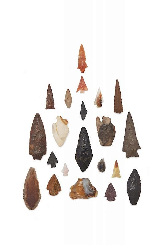 Appraisal: Assorted Authentic Northern California Arrow Heads Twenty assorted authentic Northern