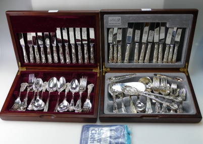 Appraisal: A collection of cased silver-plated cutlery sets from P and