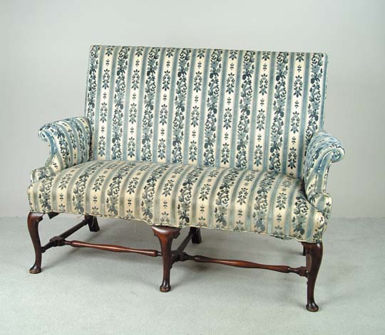 Appraisal: OUTSTANDING QUEEN ANNE MAHOGANY UPHOLSTERED SETTEE Rectangular back with straight