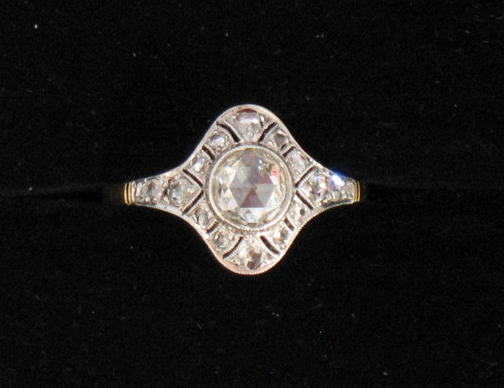 Appraisal: AN ART DECO STYLE DIAMOND DRESS RING the large central