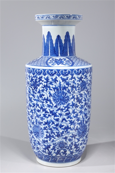 Appraisal: Chinese blue and white porcelain Rouleau vase with double concentric