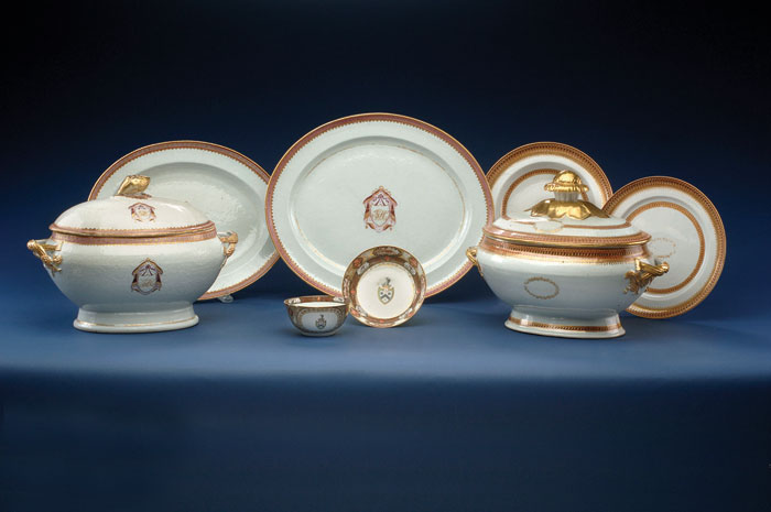 Appraisal: EIGHT CHINESE EXPORT PORCELAIN TABLEWARES WITH ORANGE AND SEPIA BORDERS