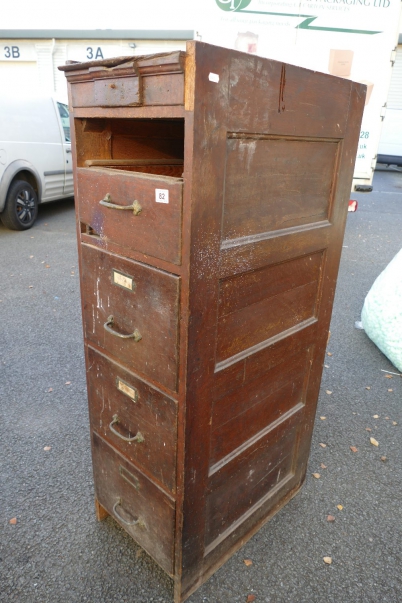 Appraisal: Oak drawer filing cabinet in need of repair