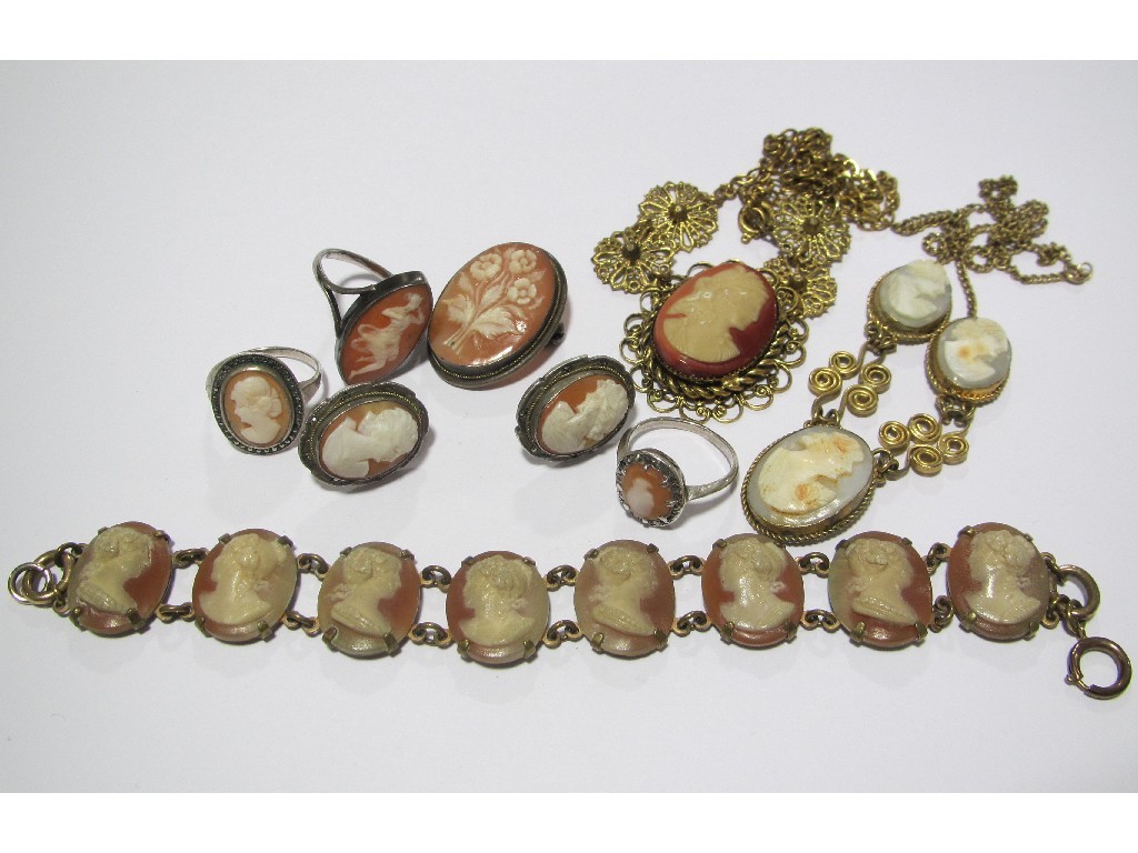 Appraisal: Lot of cameo jewellery to include three silver rings silver