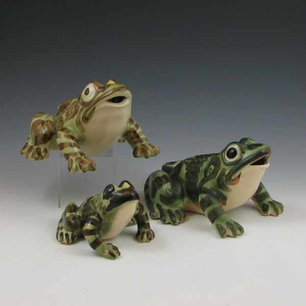 Appraisal: Three Brush frog ornaments Unmarked Mint The smaller is ''