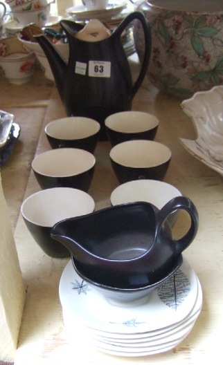 Appraisal: A Midwinter 'Fashion shape' six piece coffee service from the