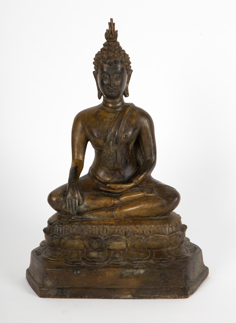 Appraisal: Thai copper alloy seated Buddha traditional sitting Buddha on lotus