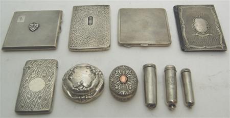 Appraisal: A small collection of boxes to include cigarette cases pill