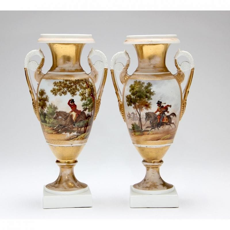 Appraisal: Pair of Paris Porcelain Mantle Urns th century each handpainted