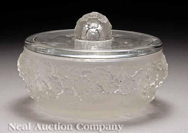 Appraisal: A Lalique Etched and Clear Glass Covered Box c round