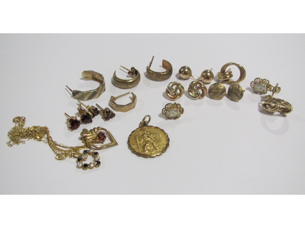 Appraisal: Lot of ct gold to include stud earrings pendants etc