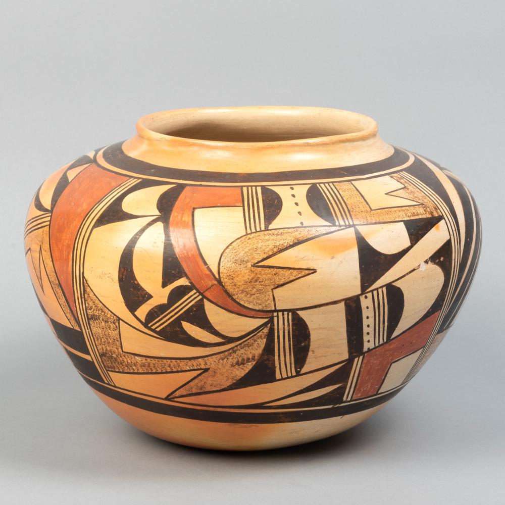 Appraisal: PAQUA NAHA FIRST FROGWOMAN HELEN HOPI POT CA Paqua Naha