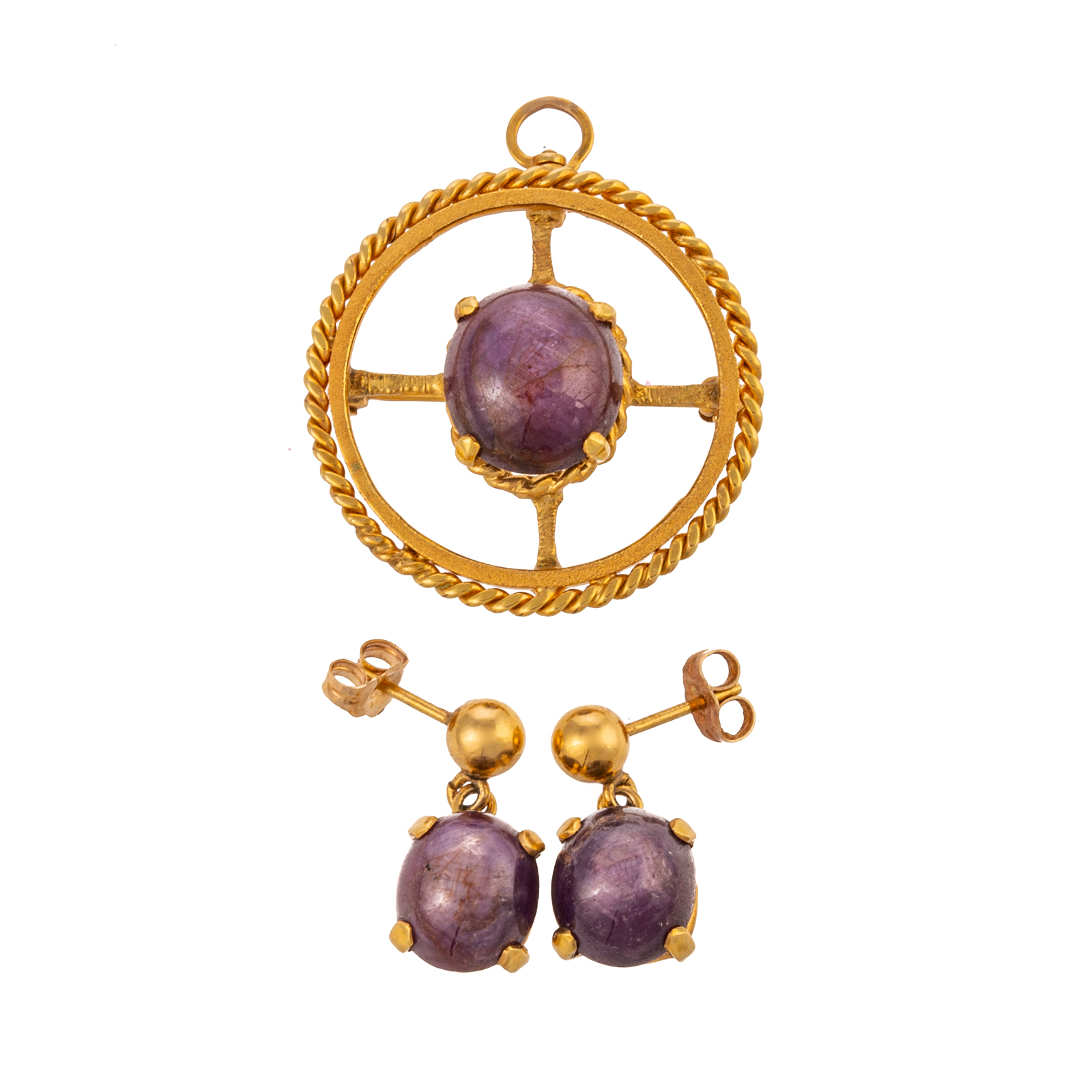 Appraisal: A VINTAGE PURPLE STAR SAPPHIRE SET IN K GOLD K