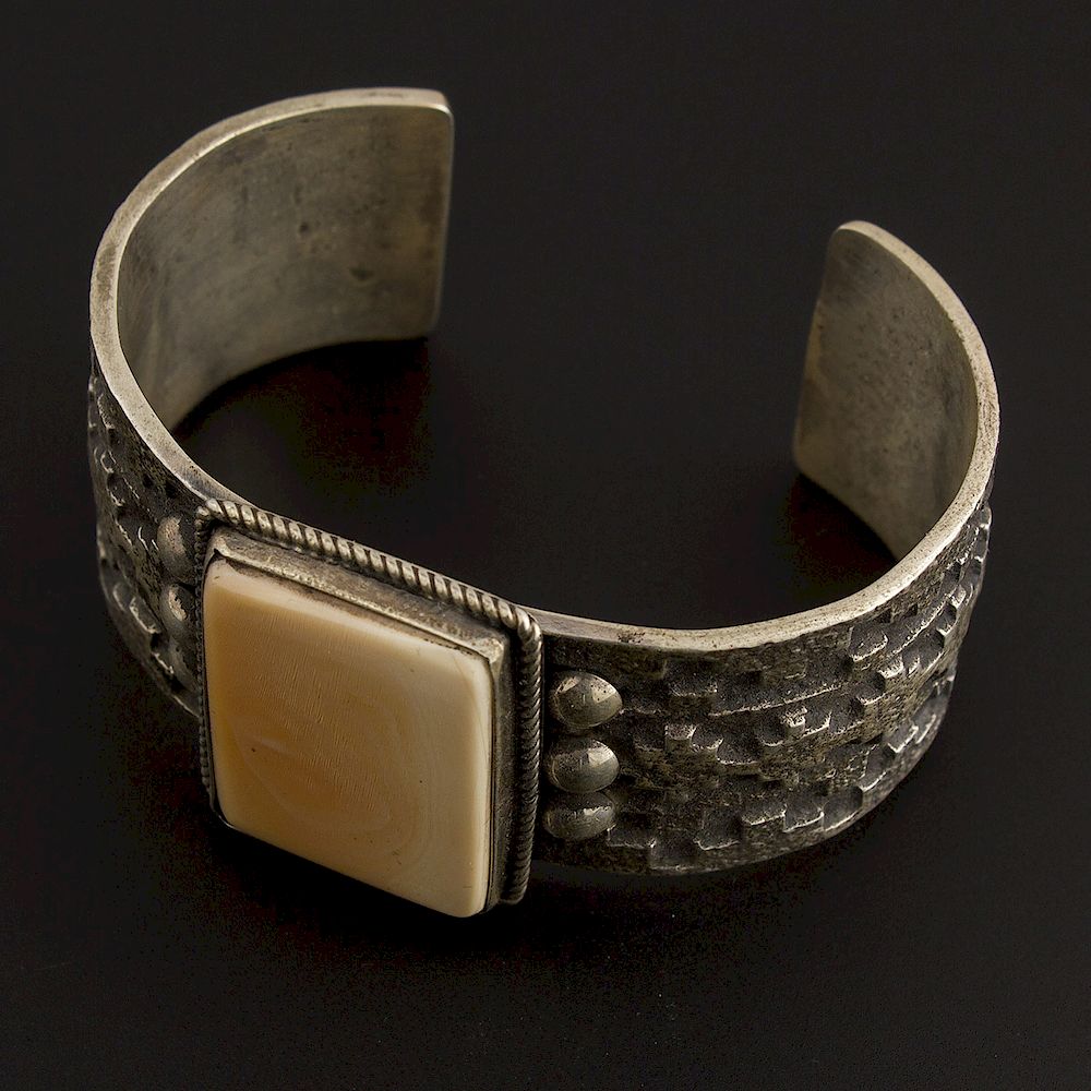 Appraisal: Sand Cast Spiny Oyster Sterling Silver Bracelet Sand Cast Spiny