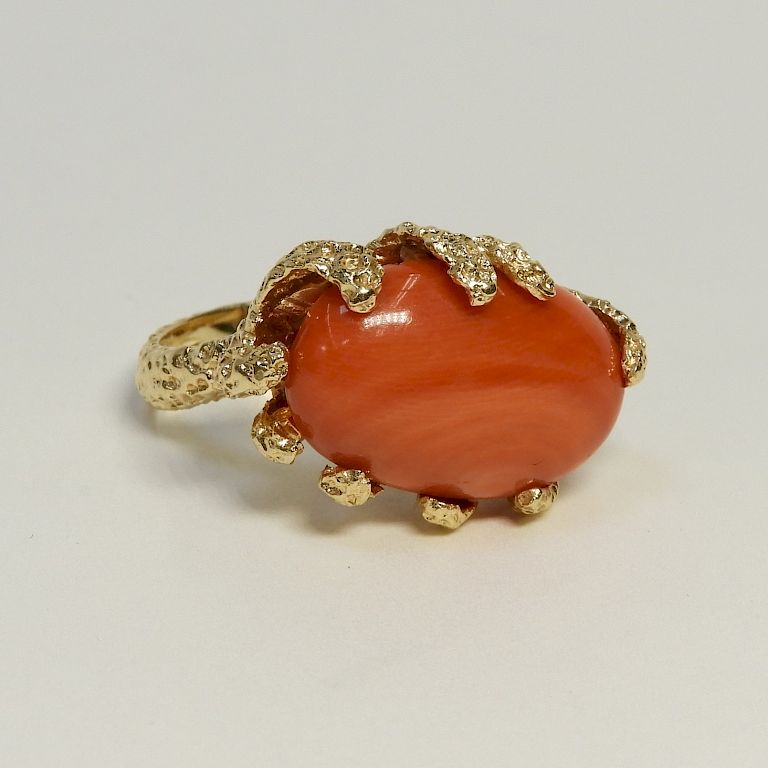 Appraisal: K Yellow Gold Seaform Coral Lady's Ring th Century An