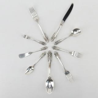 Appraisal: Hundred Twenty Two Piece Wallace Grand Baroque Sterling Silver Flatware