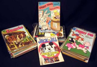 Appraisal: Pcs Gold Key Dell VINTAGE WALT DISNEY LOONEY TUNES HANNA