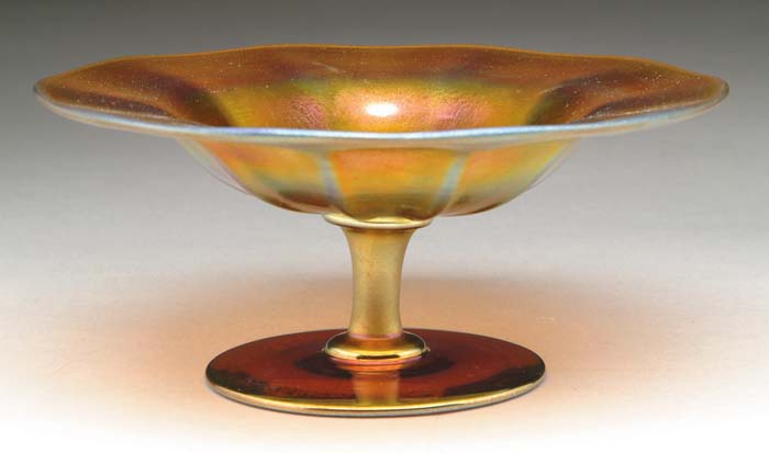 Appraisal: STEUBEN GOLD AURENE COMPOTE Lovely Aurene compote has ribbed bowl