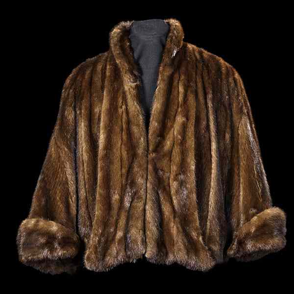 Appraisal: H S Pogue Mink Jacket Ca mink fur cape with