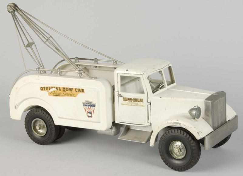 Appraisal: Pressed Steel Smith-Miller Tow Truck Toy Description American Early cab