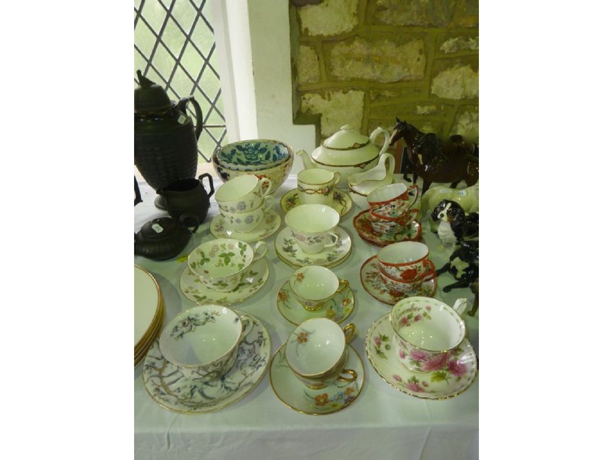 Appraisal: A collection of ceramics including a Spode Harvard pattern teapot