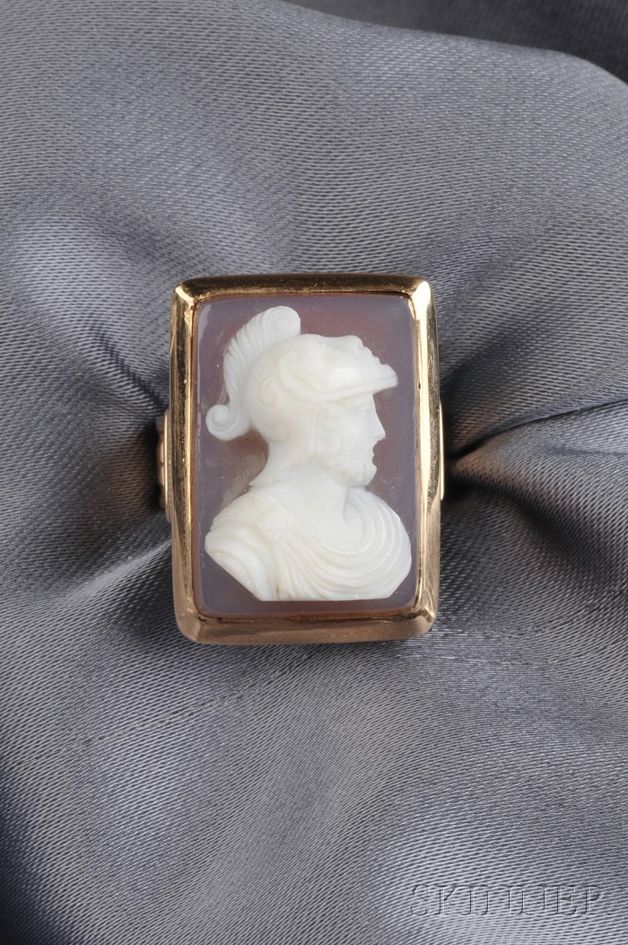 Appraisal: Antique kt Rose Gold Hardstone Cameo Ring depicting warrior in