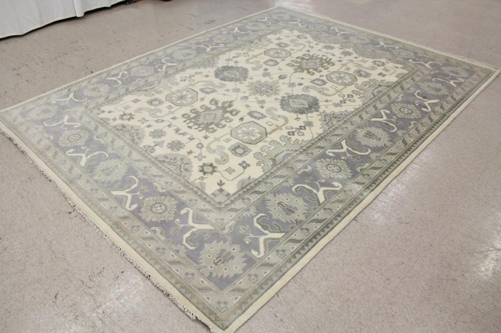 Appraisal: CONTEMPORARY HAND KNOTTED ORIENTAL CARPET Indo-Persian overall stylized floral design