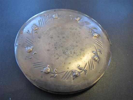 Appraisal: POLISH SILVER COMPACT