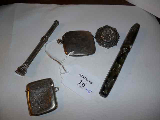 Appraisal: TWO SILVER VESTA CASES together with a silver brooch a