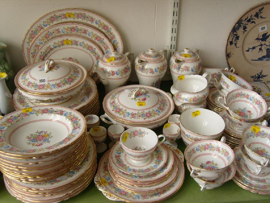 Appraisal: An extensive collection of Shelley Pompadour pattern dinner tea and