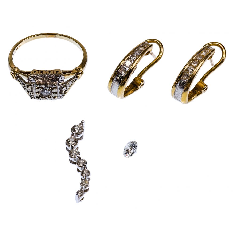 Appraisal: K GOLD AND DIAMOND JEWELRY ASSORTMENT items including a white