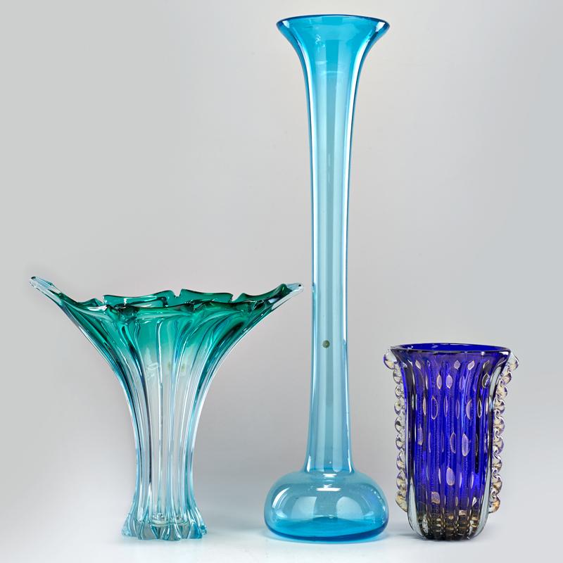 Appraisal: MURANO Three vases including one in Coronado d'Oro - s